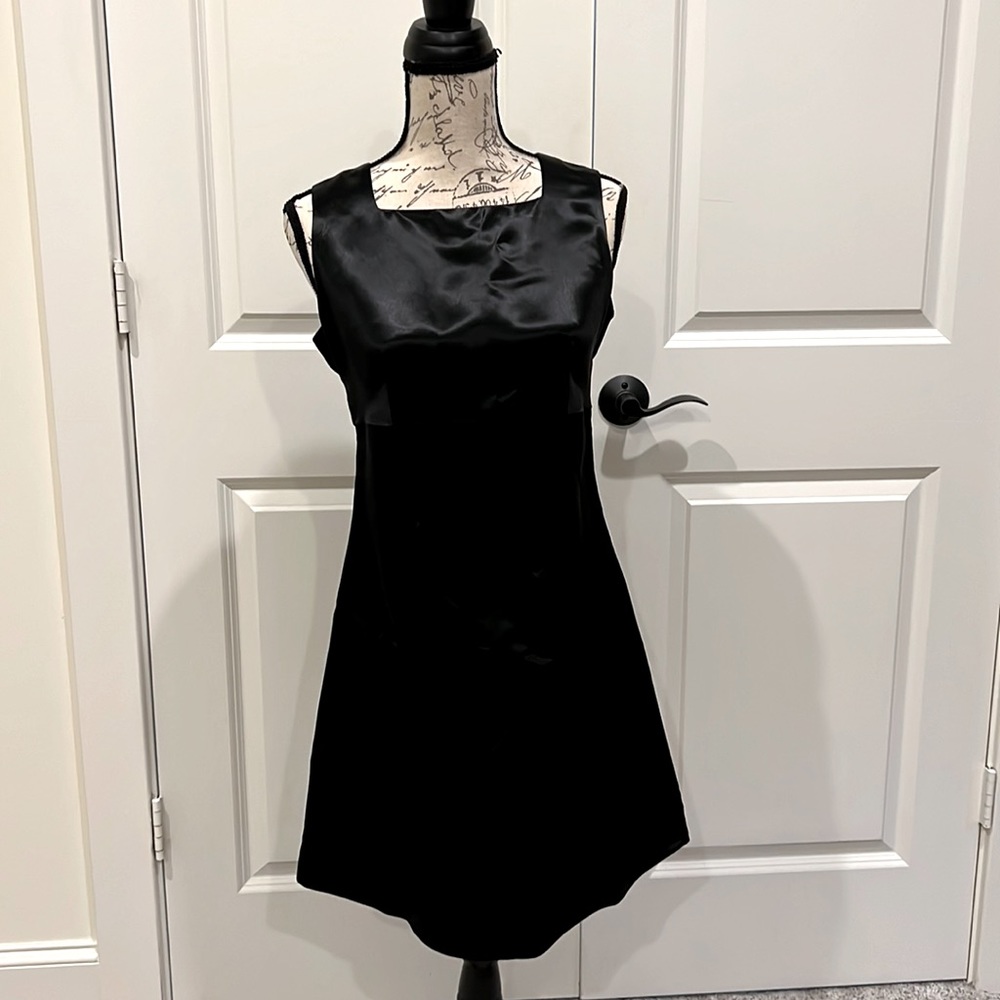 The best little black dress from vintage Lifelike Lindarico
